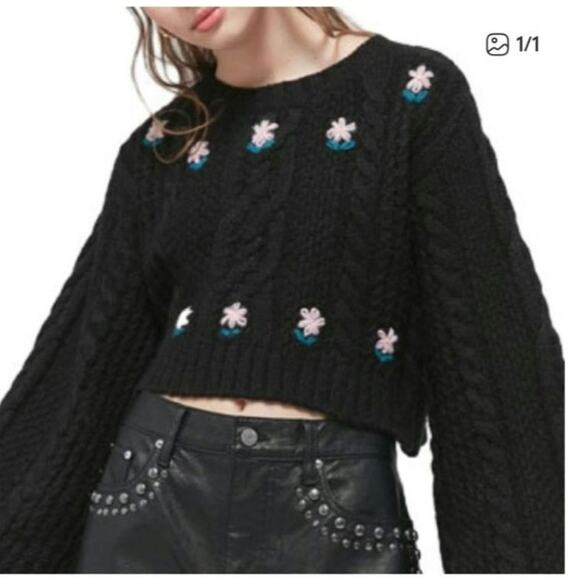 For Love and Lemons Black Pink Floral Balloon Sleeve Flower Knit Crop Sweater S - Picture 1 of 6